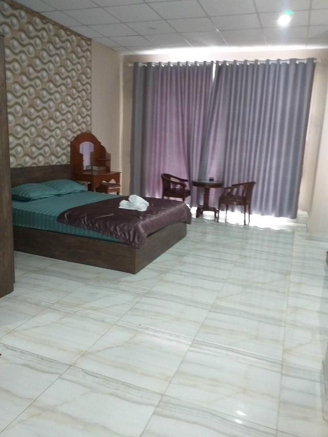 Bui Tieng Hello Hotel מראה חיצוני תמונה