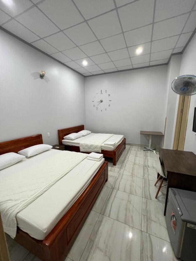 Bui Tieng Hello Hotel מראה חיצוני תמונה